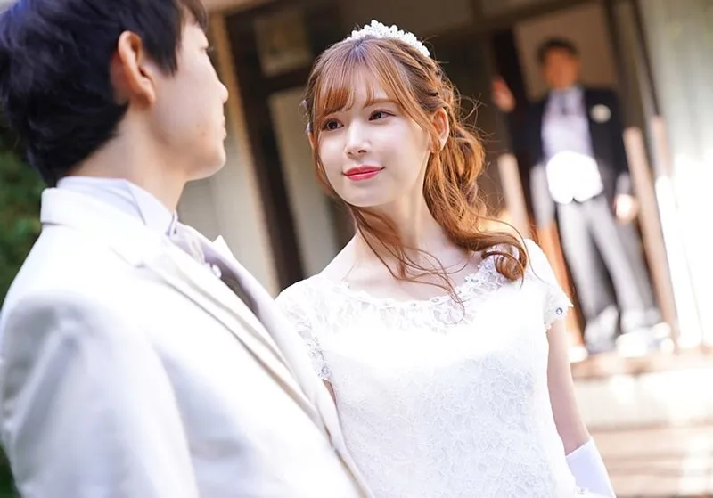 Bố ông chồng quan hệ vợ của con trai ngay sau lễ cưới của con trai